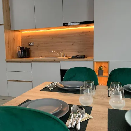 Apartment Alezzi Calypto