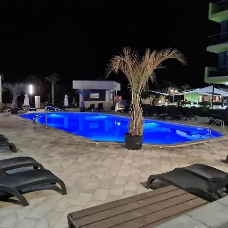 Alezzi Calypto Apartment Navodari